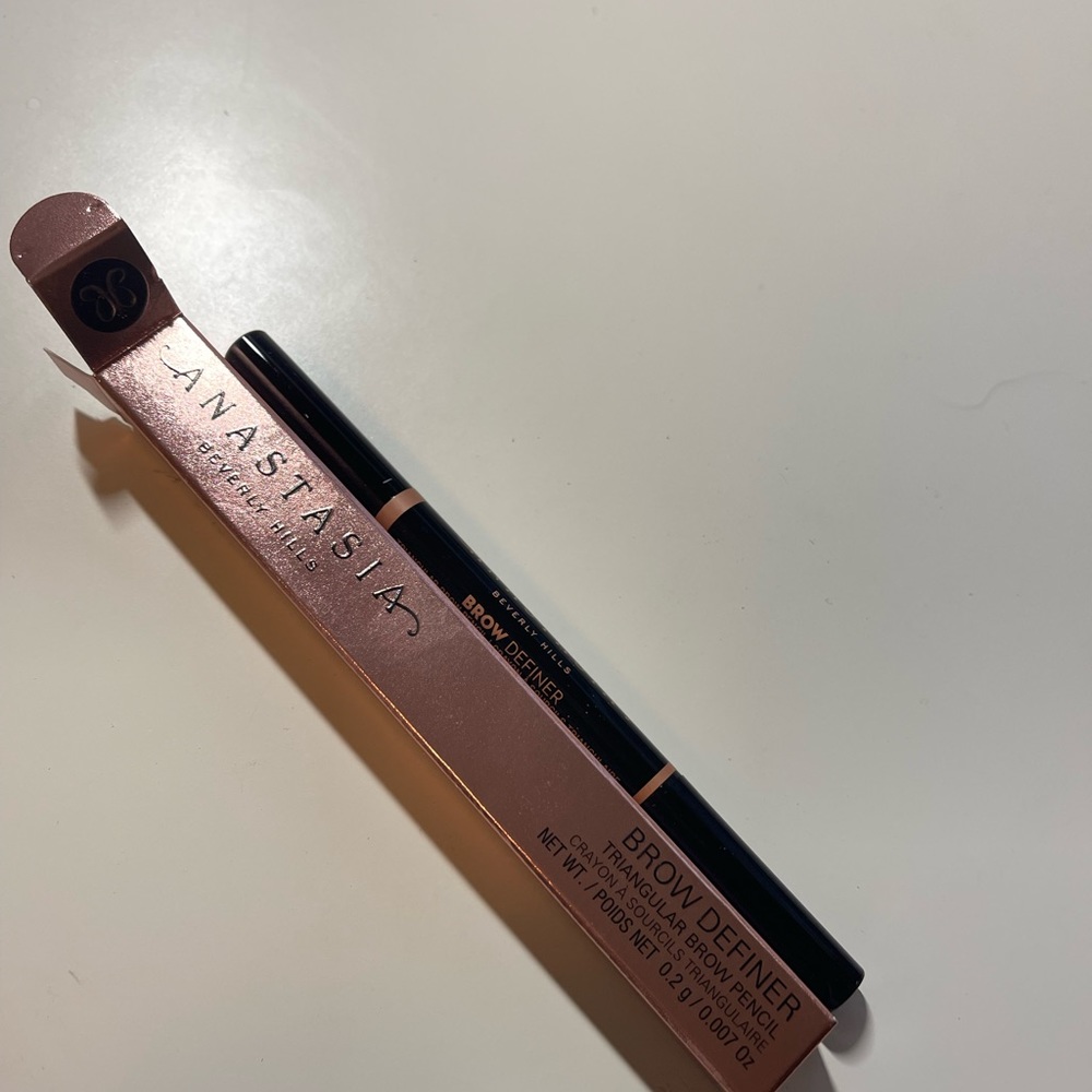 Anastasia Beverly Hills brow defined pencil